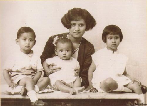 พระสิริโฉมงดงามของพระพี่นางฯ(ภาพหาดูยาก)