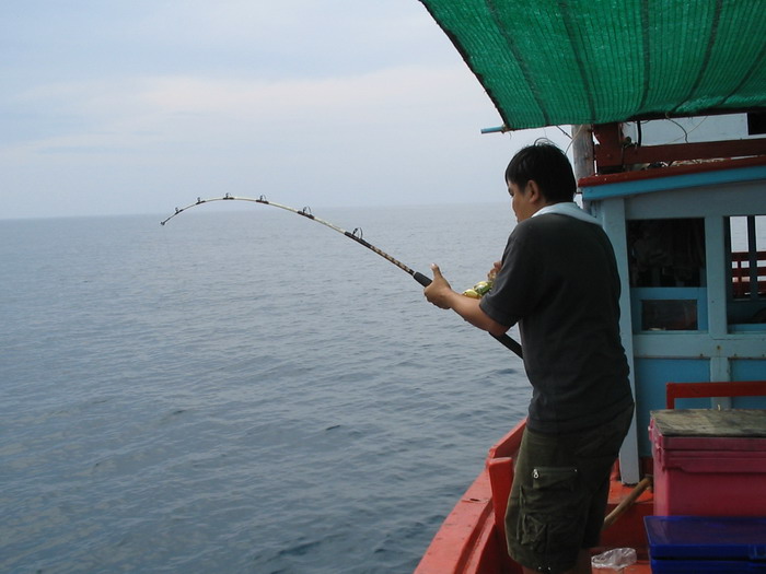 แรงชราทีม กับไต๋อี๊ด[กุ้ง] แสมสารไม่มีวันลาก่อน