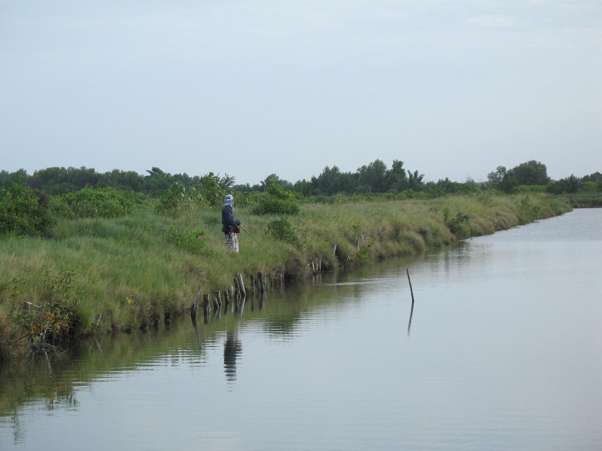 adventure fishing 2คนกับ2เลา (หญ่ายๆ)ที่วังหอย