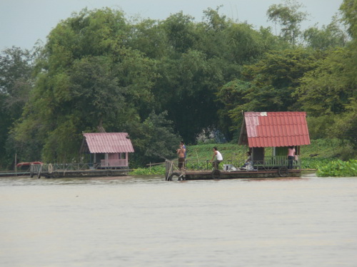 เรือนแพฟิชชิ่ง แว็บไปบ้านมาวันนึง