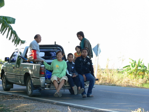 เรือนแพ Fishing กราบสวัสดีปีใหม่ 2552 ทุกท่าน