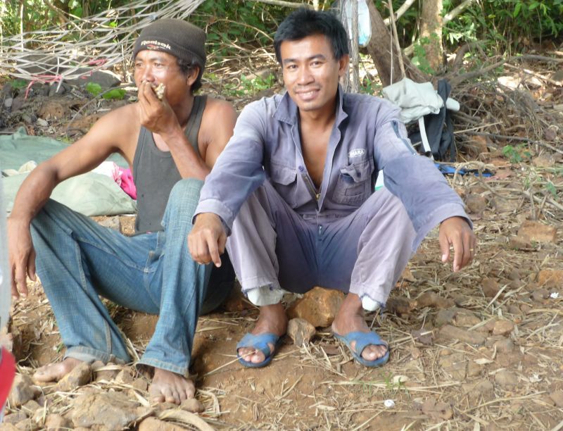 สัปดาห์สุดมันกับฅนปั้นรำ