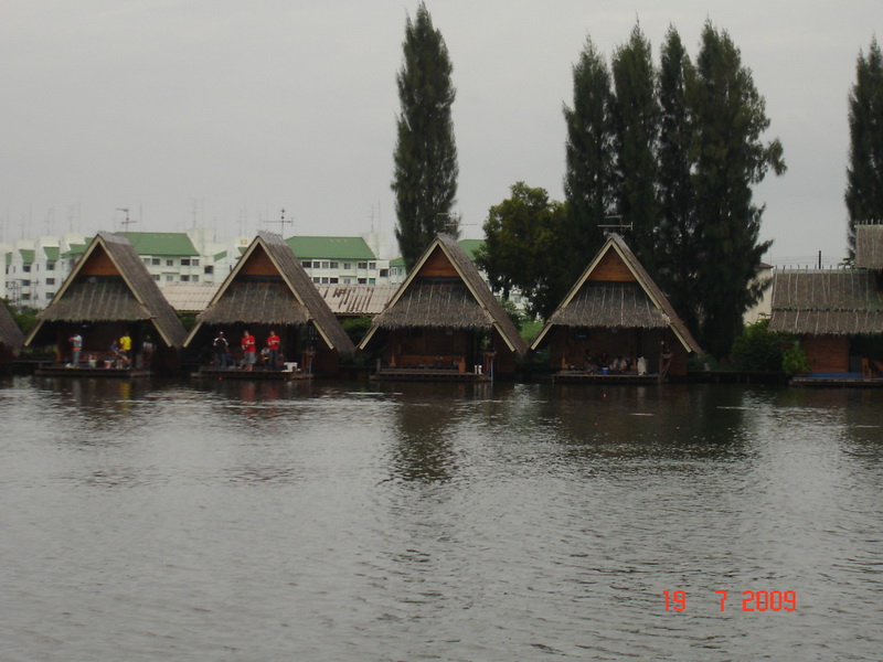 ทีมงานอาโรจ 2 ถล่มบึงสำราญ 19/07/2009
