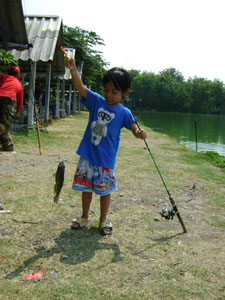 เด็กตกปลาที่บึงบางรัก2