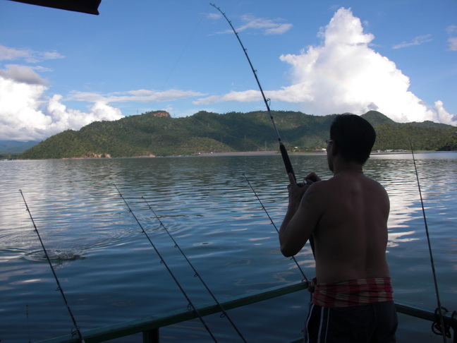 เขื่อนศรีฯยังมีปลา (แพฉลุย) : Fishing Photo