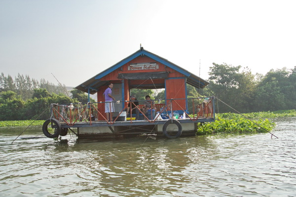 เรือนแพ fishing วันอาทิตย์นี้ล่ะคับ