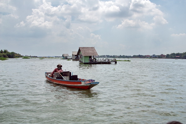 เรือนแพ fishing  @บางไทร