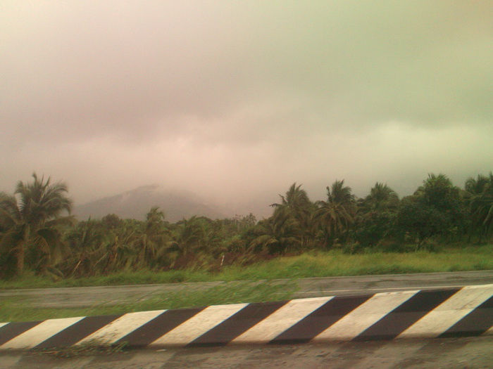 ฝ่ามรสุม ณ  บางพระ  