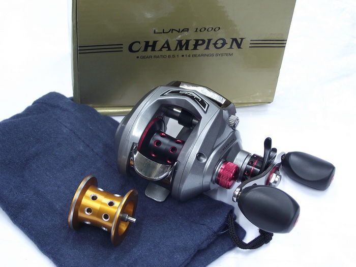 รอกหยดน้ำ Champion luna 1000