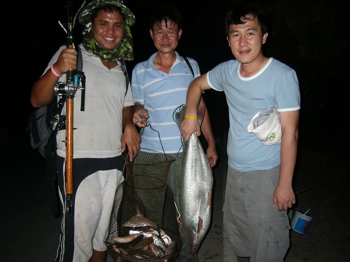 ต้อนรับปีใหม่ ก่ายกอง