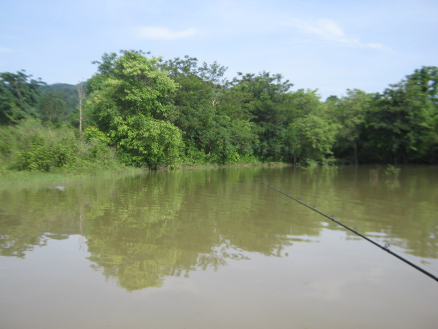 เอาเรือใหม่น้องเอกไปเจิมมาครับ