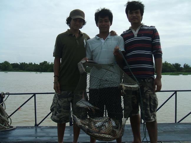 ไปนอนเล่นที่เรือนแพ fishing บางไทร