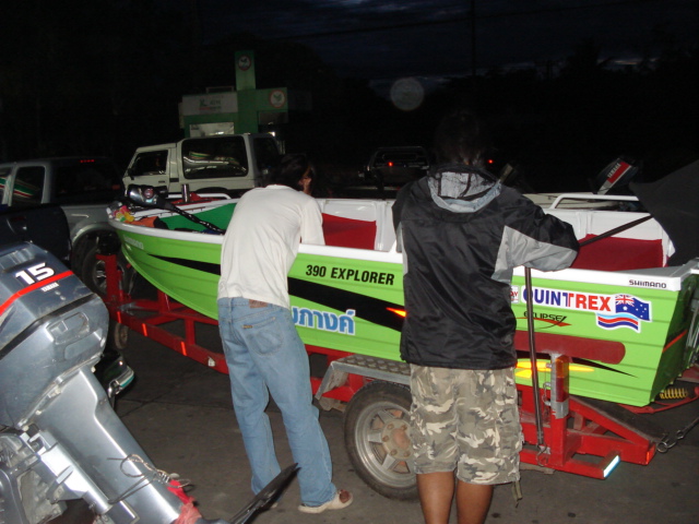 แม่ปืม FISHING LURE 2011กับทีม อาลัมภางค์