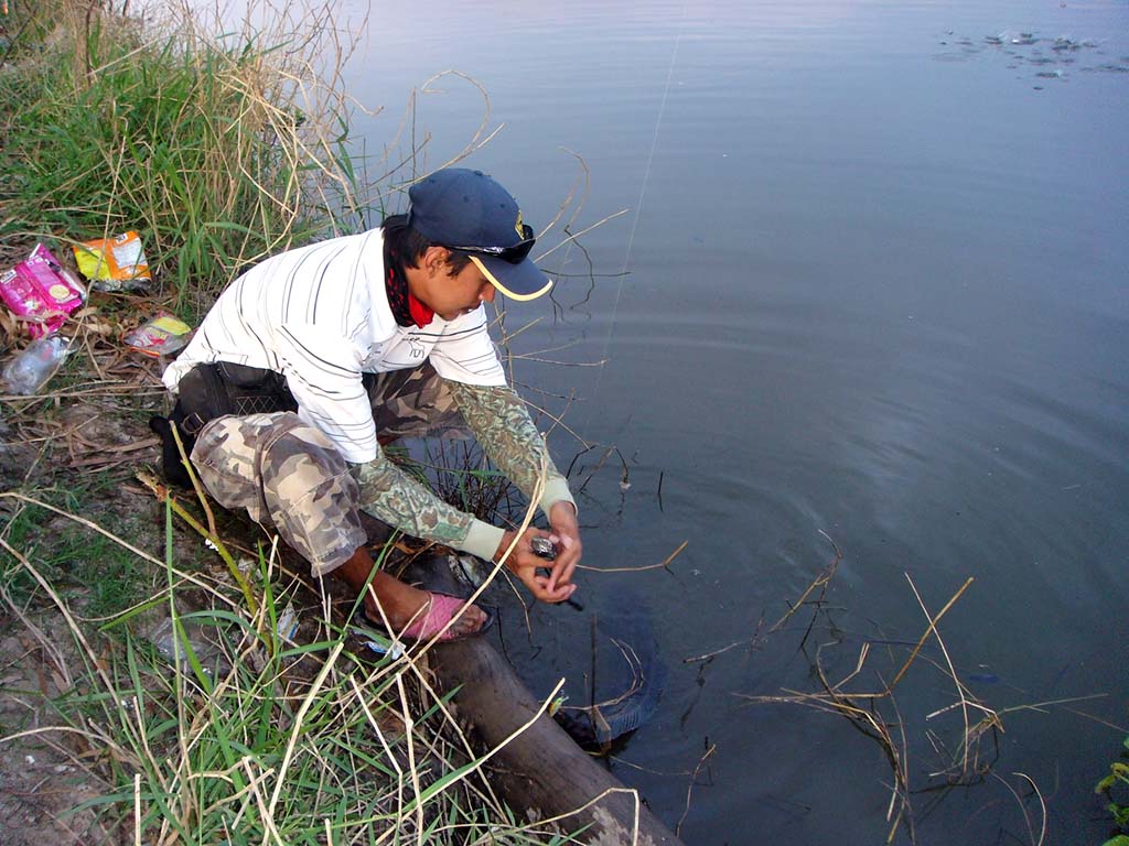 ครั้งแรกกับชะโดและเพื่อนใหม่ที่สุพรรณบุรี