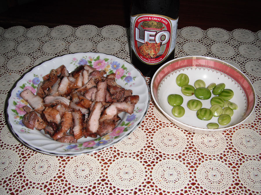 หมูย่างในวันที่ขี้เกียจทำกับข้าว