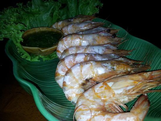 กุ้งแชบ๊วยอบน้ำมันพริกเผา