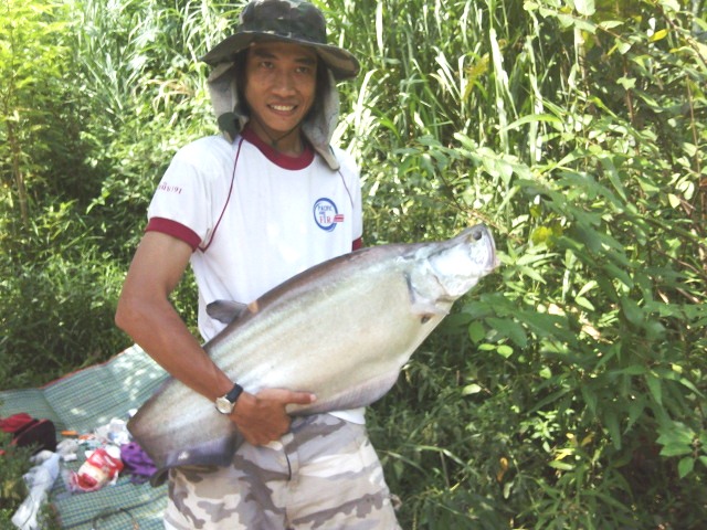 หอบเบ็ดลงท่าวันหยุด จอบเบิ่งปลายคันที่สั่นดิ๊กๆ 