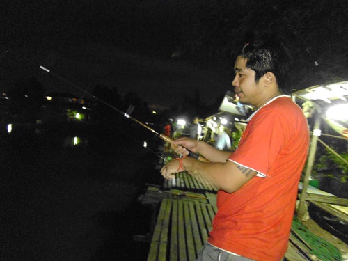 บ่อตกปลาลุงณัฐ ปลายไกด์วันพุธที่ 12 กันยายน 2555