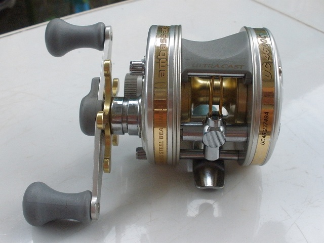 ABU UC 4600 C กับ SHIMANO CADIFF 100A 