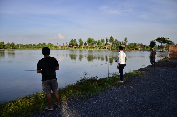 บ่อขวัญเรือน แปดริ้ว