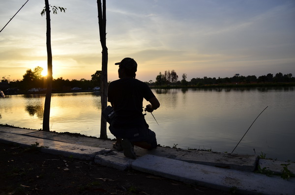 บ่อขวัญเรือน แปดริ้ว