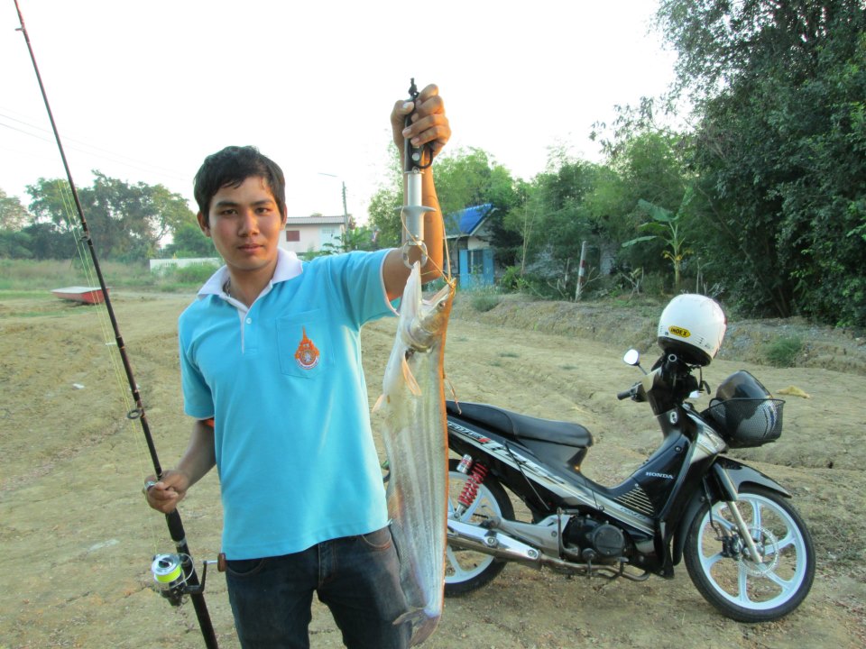 ต้อนรับปีใหม่จากทีมงานเบ็ตรบ่าซ้ายอยุธยา