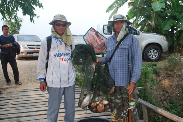 บ่อหนุมบางวัว ( บ่อปลารวม ) วันเสาร์ที่ 9/02/2013