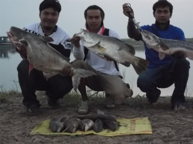 ผลงาน R.F.G. Fishing Club ครับ