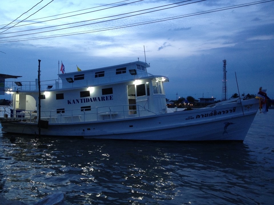รายงานตัวหน่อยครับ ลงเลตกปลาหลักแก้ส กับ เรืออาจารย์อาร์ต 14-18 สิงหาคม 2556