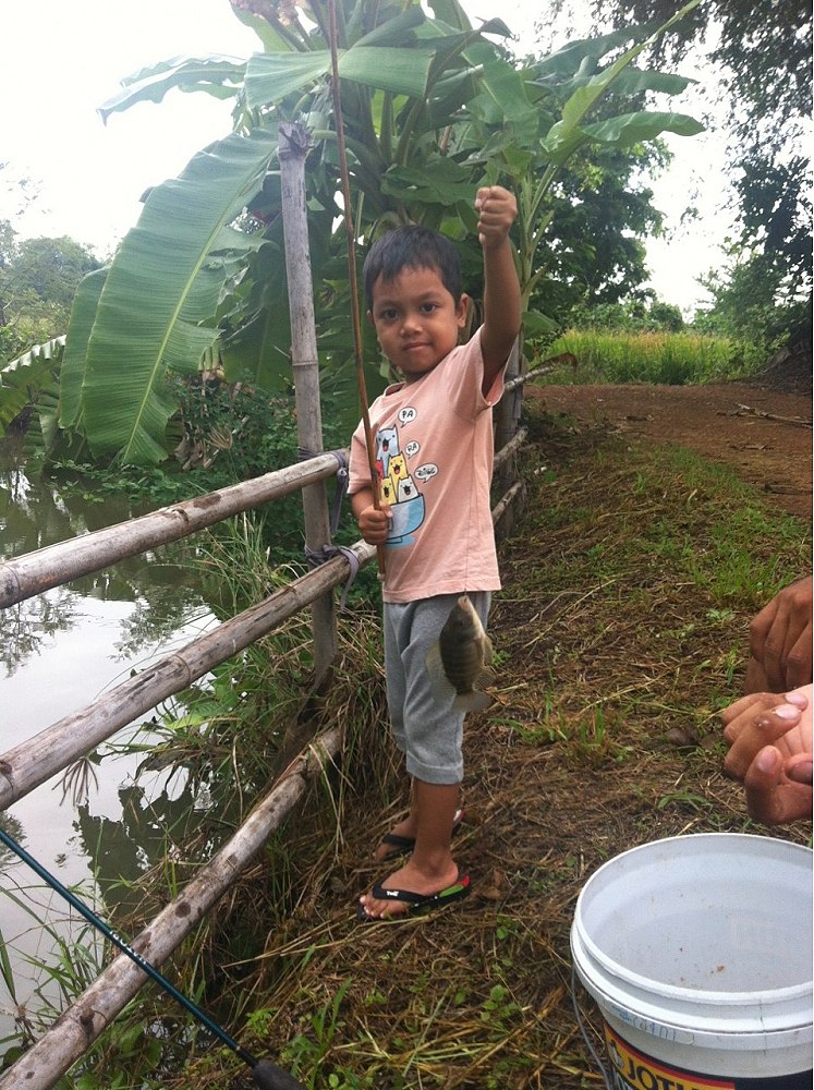 เด็กสร้างหมอต้อมตอนตกปลาอากับหลาน