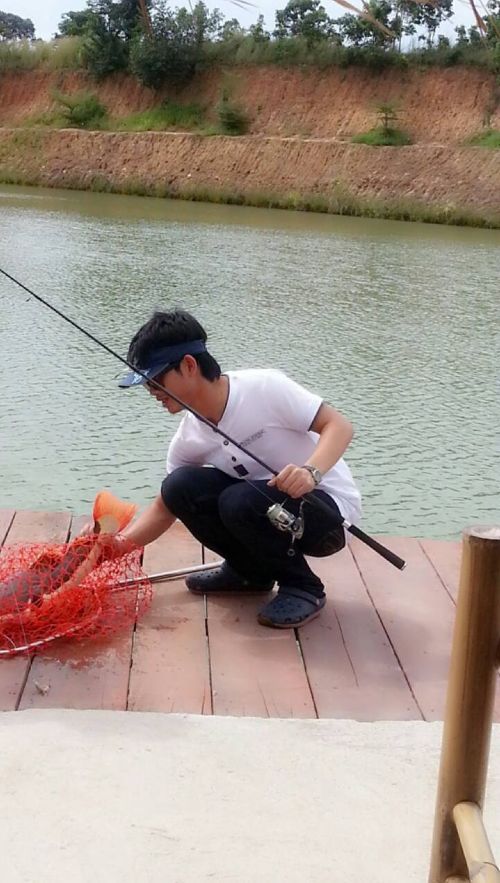 GIANT FISHING PARK  (หนังดองครับ)