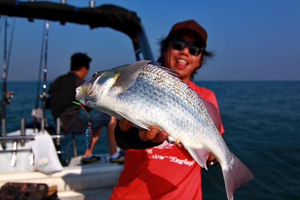 ***..LightJigging กับไต๋กุ๊ก..300ยอด Fishing Boat..***  