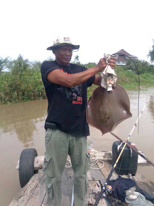 เหมาเรือออกล่าหมายธรรมชาติ สามโคก ที่เขาลือ ว่ากุ้งปลาเยอะ ลองไปดูกัน