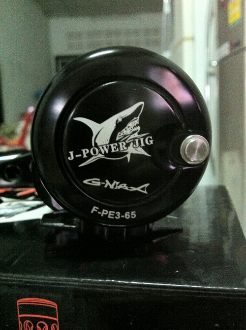 ขอความเห็นหน่อยคับG-Max J-PowerJig PE3กับAvet เล่นตัวไหนดีคับ