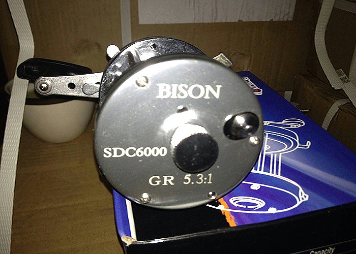 รอก Bison SDC 6000 