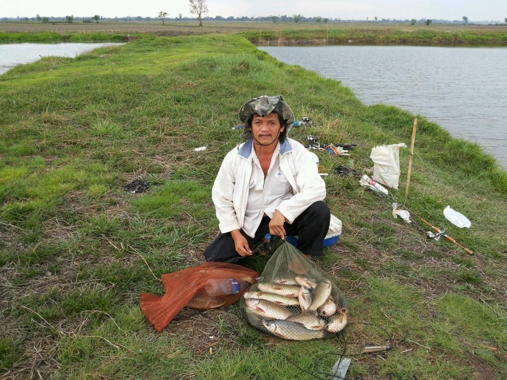 ก่อนวันแรงงาน1วันตกจริงต่อจากรอบที่แล้ว(ลองตกกับชุดเบ็ดคันเดียว ฤดูแล้ง น้ำแห้ง)