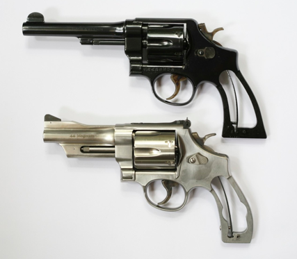 แด่แฟน Smith & Wesson V.2