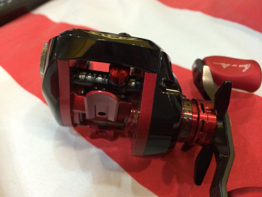 DAIWA STEEZ SV TN แดงสุด+สปูลรูๆ