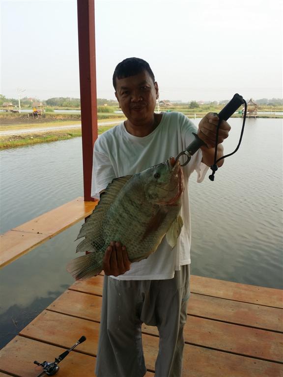 ความสุขเล็ก ๆ  ณ PILOT 111  Fishing Park ( 14-15 ก.พ. 58 )