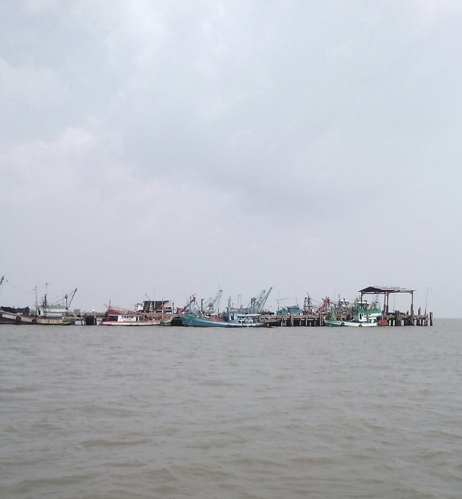 จับเรืออวน