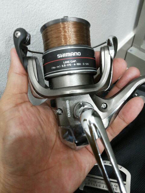 shimano รุ่นนี้สปูนทำจากแกร์ไฟต์ไช่หรือไม่ครับ