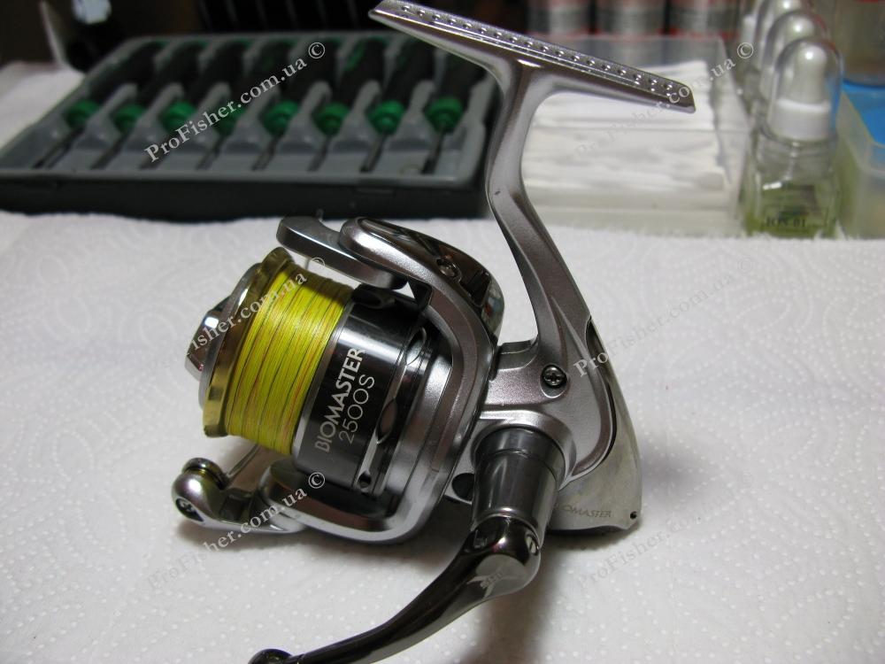 Shimano Stradic Model 2015 c2500 กับ Shimano Biomaster c2500 JDM