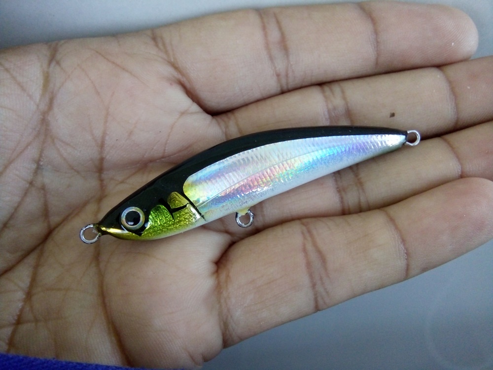 Wooden lure by PG (lipless 6cm)