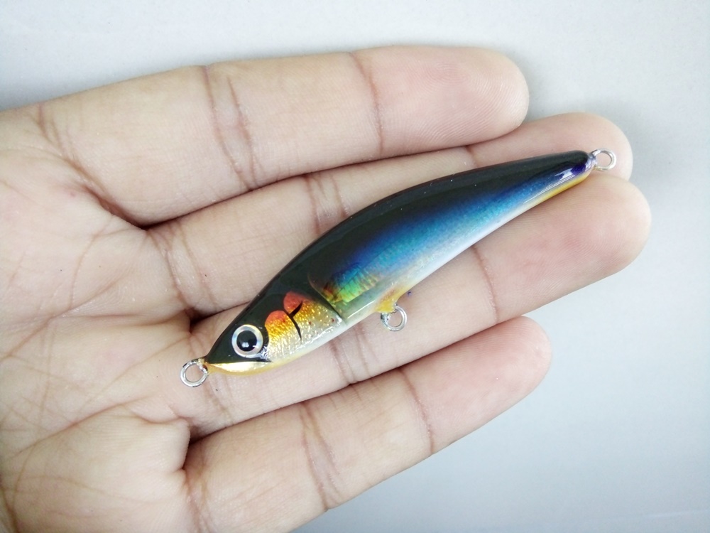 Wooden lure by PG (lipless 6cm)