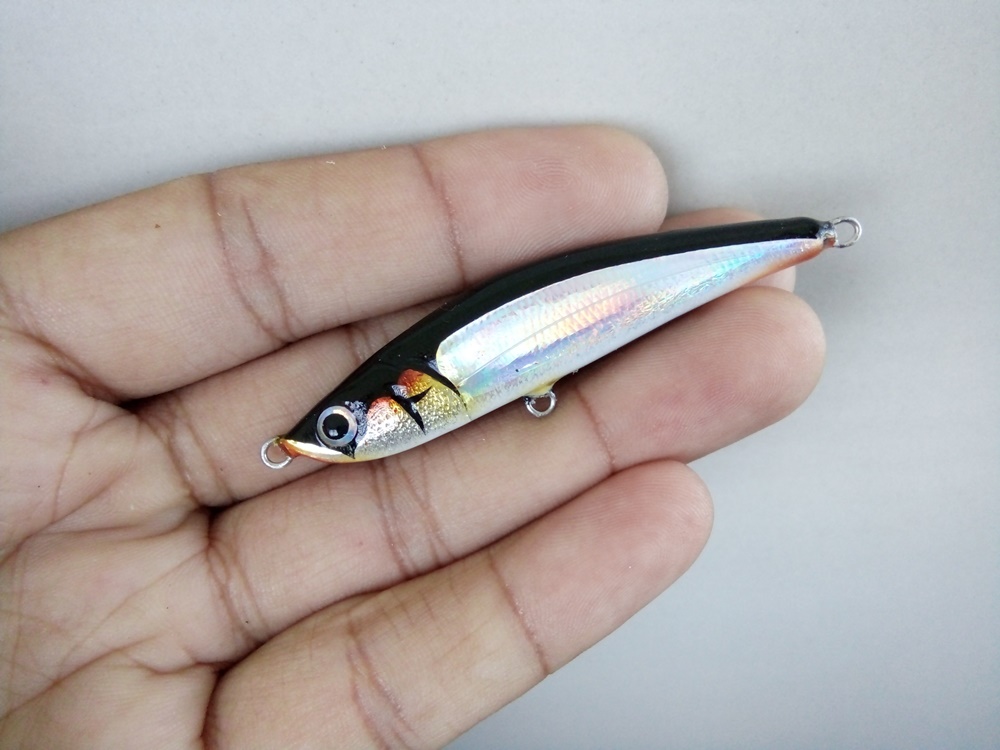 Wooden lure by PG (lipless 6cm)