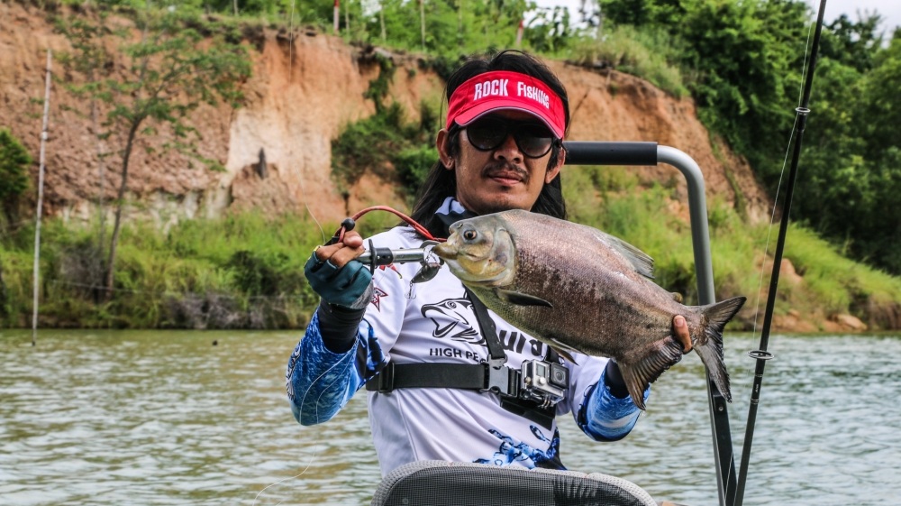 KAYAK FISHING IN THE GIANT