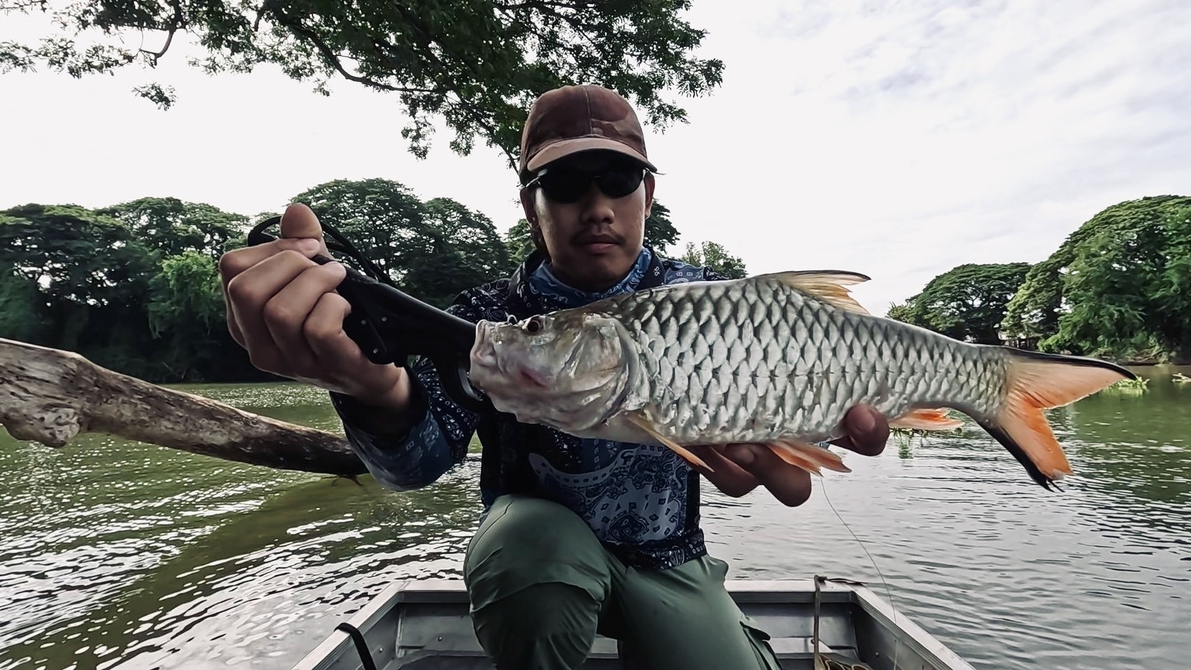 กระสูบใหญ่แม่น้ำน้อย...ในวันที่น้ำขุ่น