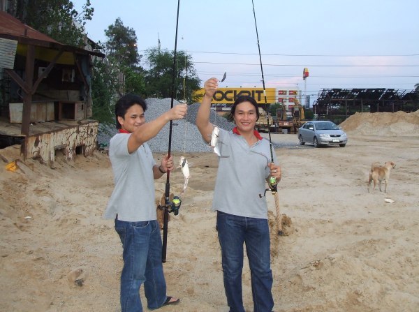  " ท่าทราย " ข้างโรงเรียนนายเรือ