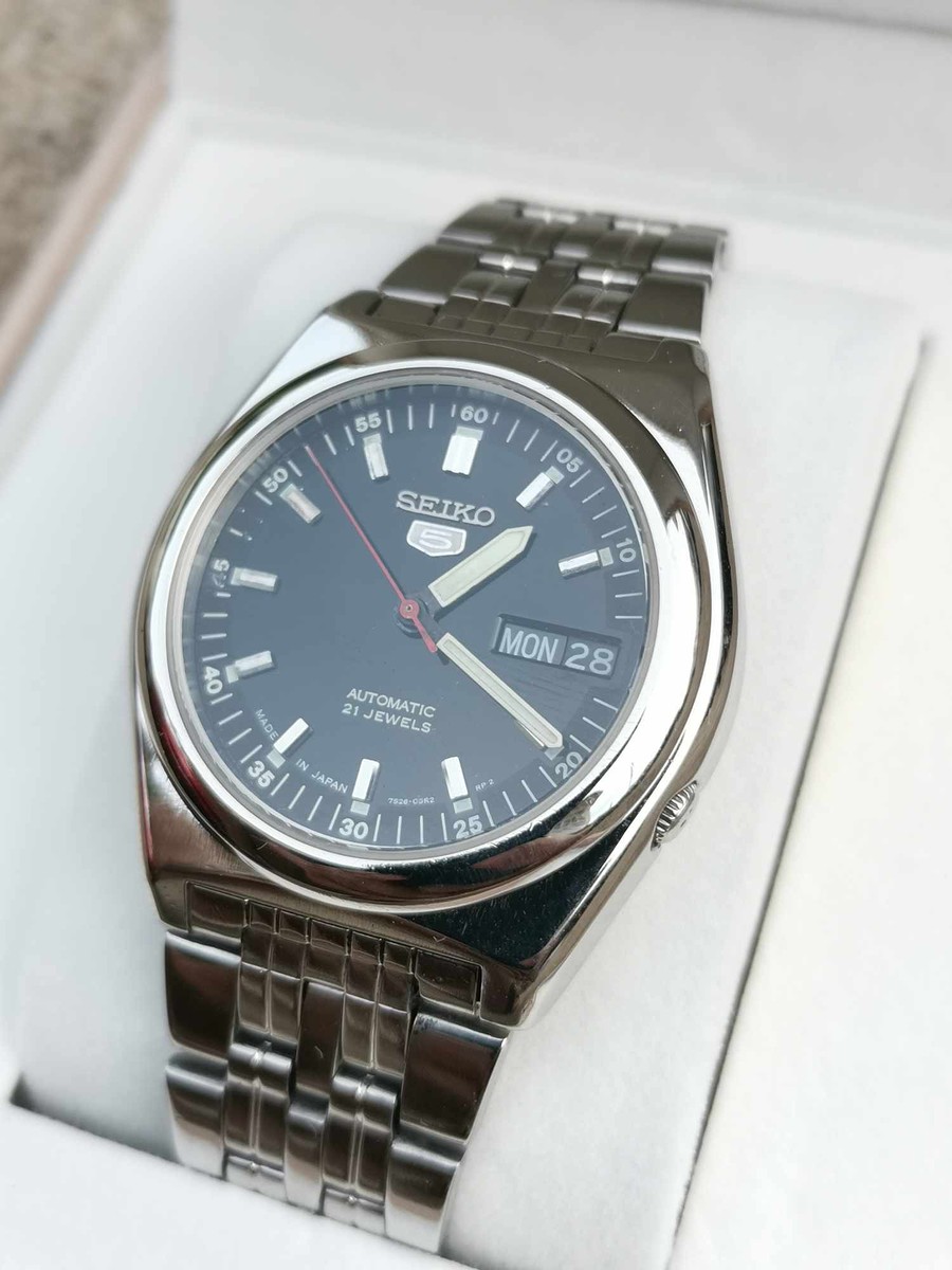 นาฬิกา Seiko 5​ Automatic​ กลไกลระบบเครื่อง 7s26  หน้าดำ ของแท้100%