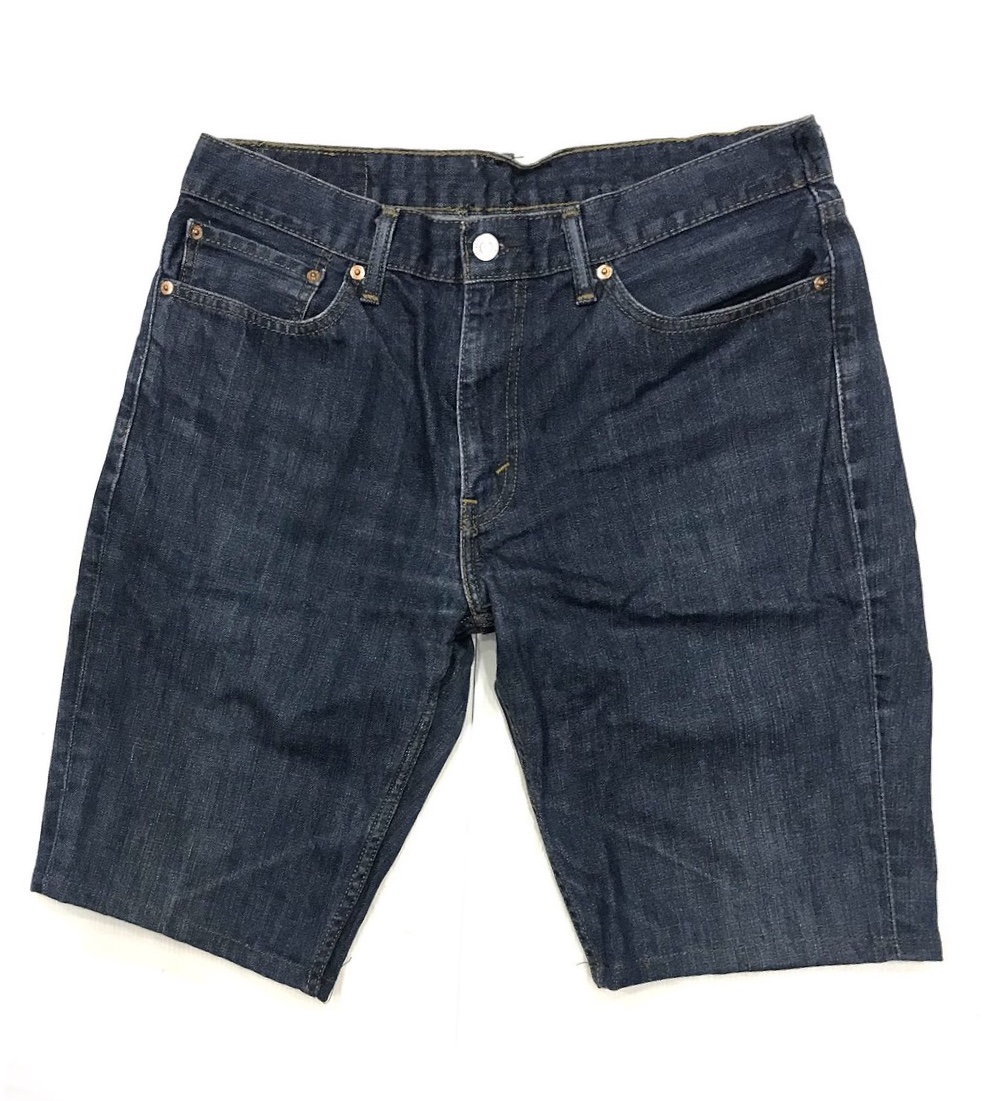 ~ € ~  กางเกงยีนส์ขาสั้น Levi's 511   (34)  300.-